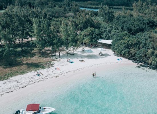mauritius/belle-mare/attraction/excursions-activities-5-islands-speed-boat-tour-visit-mauritius