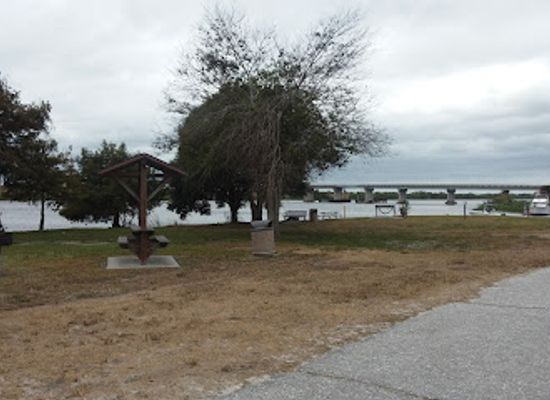 florida/lake-okeechobee/attraction/lake-okeechobee-bass-fishing