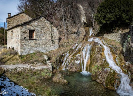 greece/epirus/attraction/waterfalls