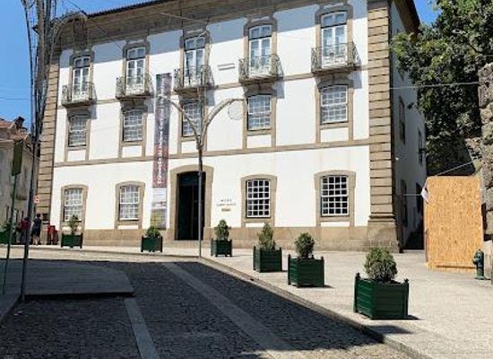 portugal/guimaraes/attraction/museu-de-alberto-sampaio