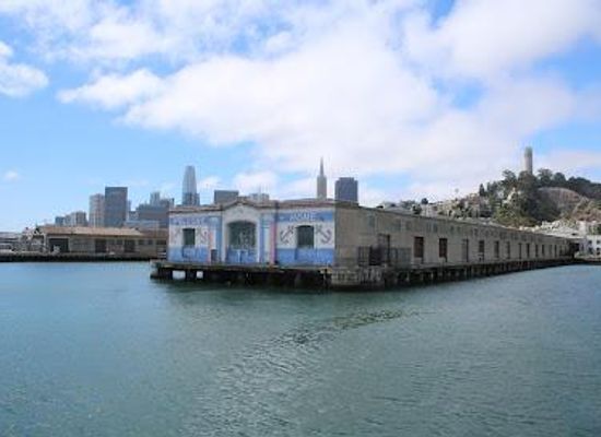 california/bay-area/attraction/pier-33