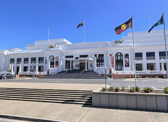 australia/canberra/attraction/canberra-s-national-triangle-self-guided-walking-tour