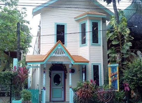 honduras/roatan/attraction/west-end