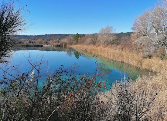 france/provence/attraction/the-7-lakes