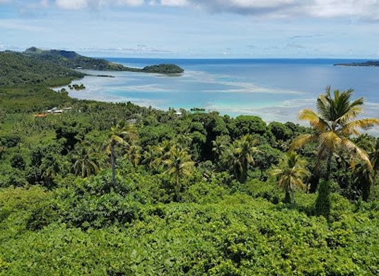 micronesia/pohnpei/attraction/japanese-wwii-lighthouse