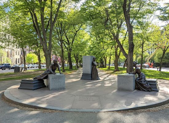 massachusetts/boston/attraction/boston-women-s-memorial