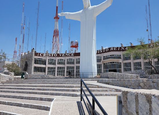 mexico/laguna-region/attraction/teleferico-torreon-estacion-cristo-de-las-noas