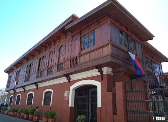 philippines/western-visayas/attraction/museum-of-philippine-economic-history