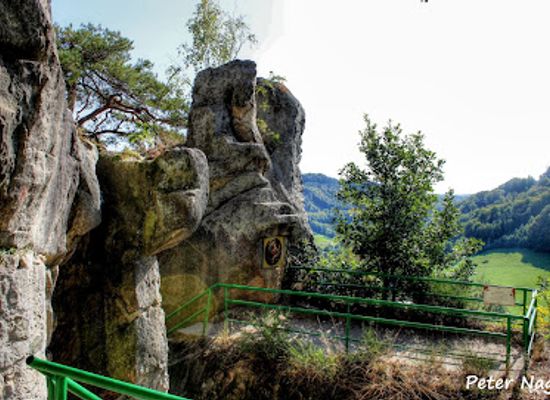 czechia/cesky-raj/attraction/mala-skala-castle