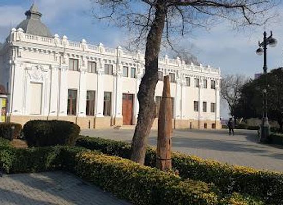 azerbaijan/baku/attraction/azerbaijan-state-puppet-theatre