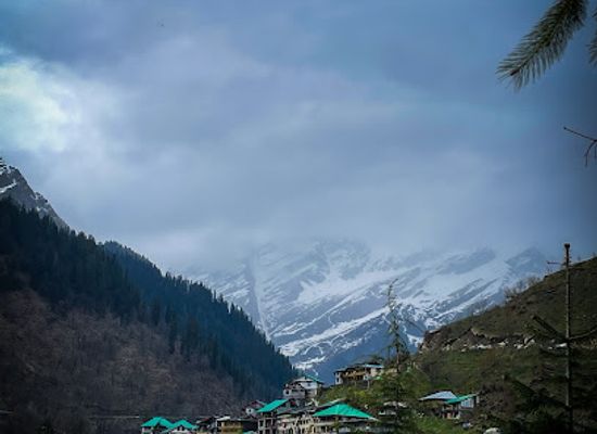 india/manali/solang-valley/attraction/solang-waterfall