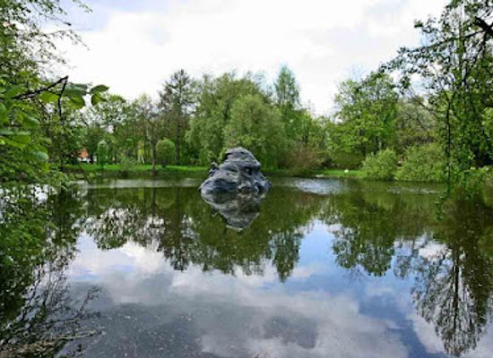 lithuania/kaunas/aleksotas/attraction/vytautas-magnus-university