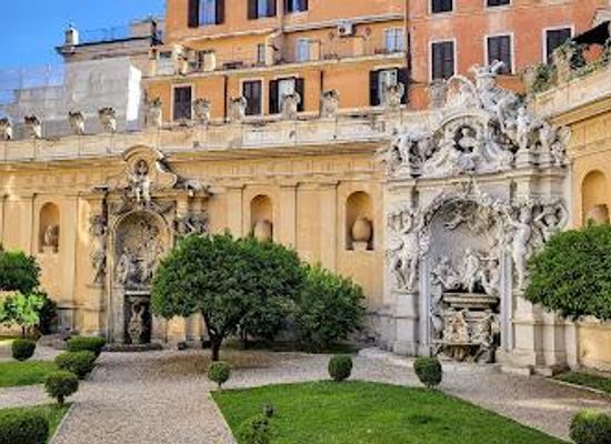 italy/rome/attraction/palazzo-borghese
