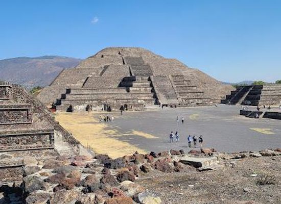 mexico/mexico-city/attraction/pyramids-of-teotihuacan