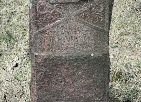 finland/espoo/leppavaara/attraction/muistokivi-vizewachtmeister-xavier-brummer