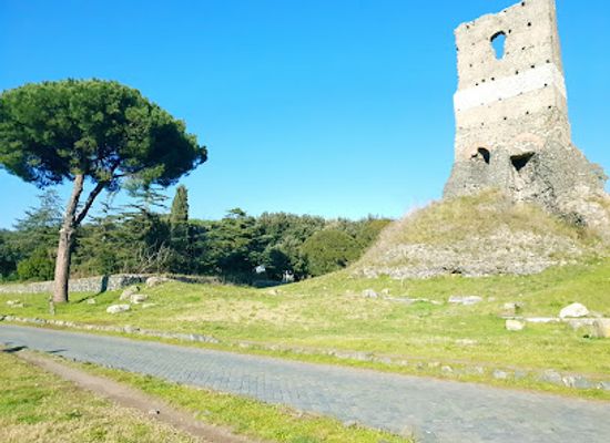 italy/lazio/attraction/mausoleo-di-pompeo-magno-o-torre-selce