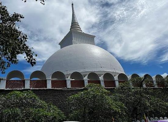 sri-lanka/bentota/attraction/kalutara-bodhiya