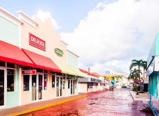 antigua-and-barbuda/saint-john/attraction/diamonds-international