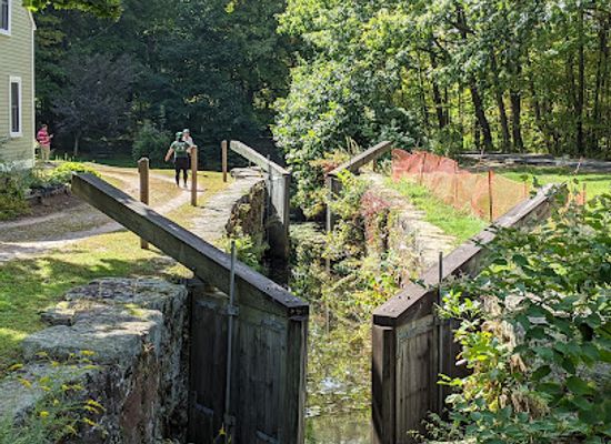 connecticut/the-quiet-corner/attraction/lock-12