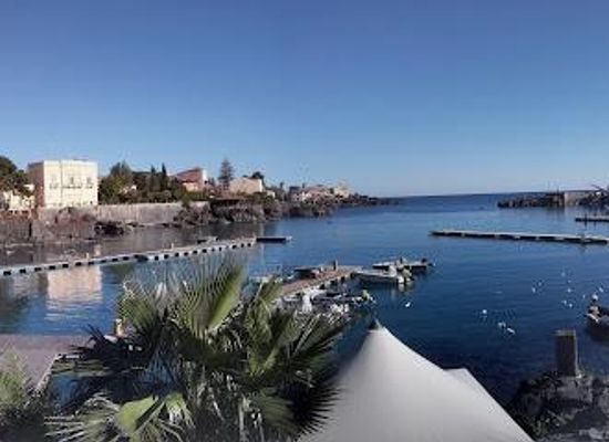 italy/sicily/attraction/piazza-mancini-battaglia