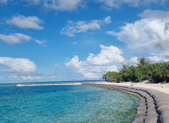 maldives/ari-atoll/attraction/kunburudhoo-thundi