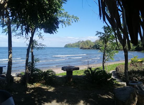 nicaragua/ometepe-island/attraction/playa-con-bancos