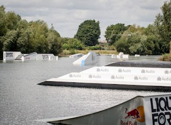 united-kingdom/london/attraction/plastic-playground-wake-park