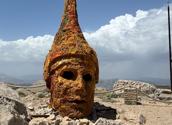 turkiye/aeolis/attraction/mount-nemrut