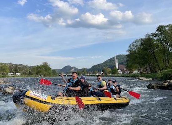 poland/lesser-poland/attraction/riverfun-splyw-dunajcem-i-rafting-i-kajaki-dunajcem-splywy-kajakowe-i-splywy-pontonowe