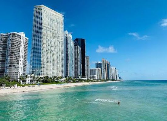 florida/miami/attraction/sunny-isles-beach