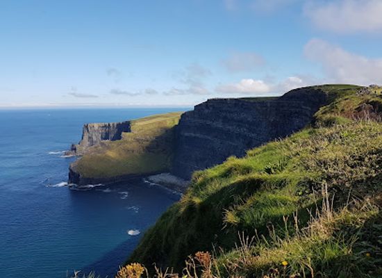 ireland/county-clare/attraction/caherconnell-stone-fort-sheepdog-demonstrations
