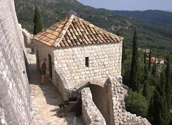 montenegro/herceg-novi/attraction/sokol-grad-sokol-fortress