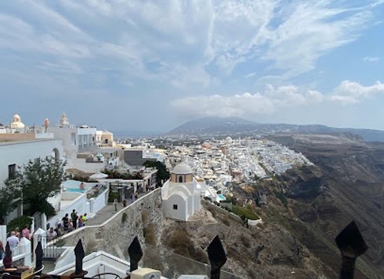 greece/santorini/attraction/louketa-tis-agapis