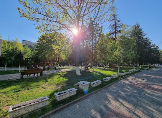 romania/botosani/attraction/parcul-zorilor