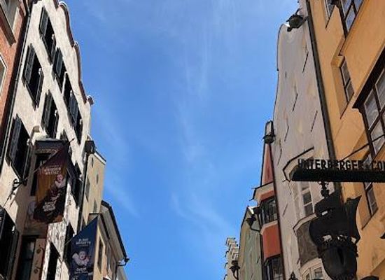 austria/innsbruck/attraction/altstadt-innsbruck