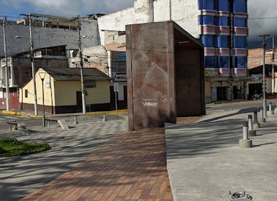 ecuador/ibarra/attraction/la-puerta-de-ibarra-park