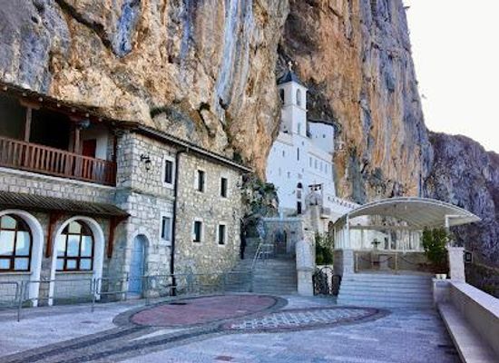 montenegro/niksic/attraction/ostrog-orthodox-monastery