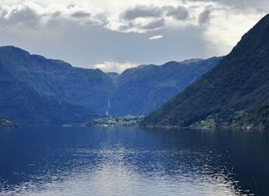 norway/sognefjord/attraction/viewpoint-arnafjord-and-sognefjord