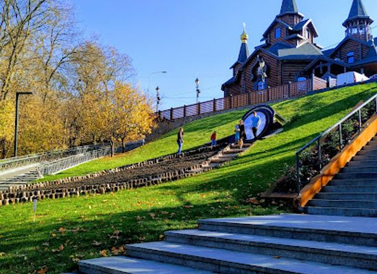 ukraine/kharkiv/attraction/sarzhyn-yar
