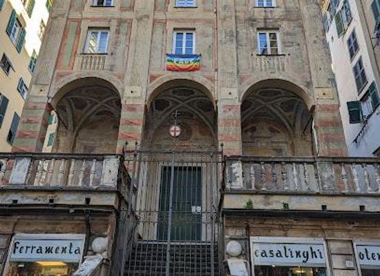 italy/genoa/attraction/loggia-di-banchi