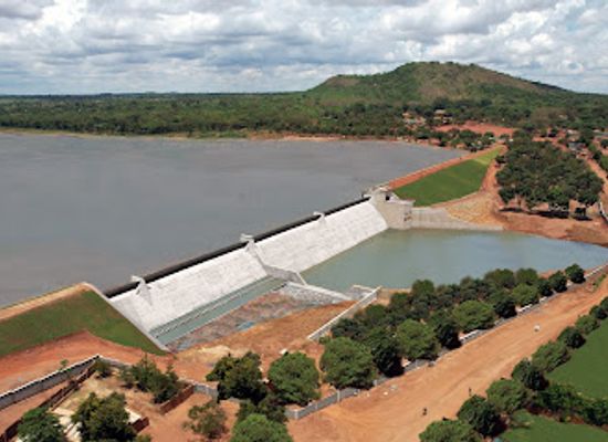 malawi/central-region/attraction/kamuzu-dam-1-view-point