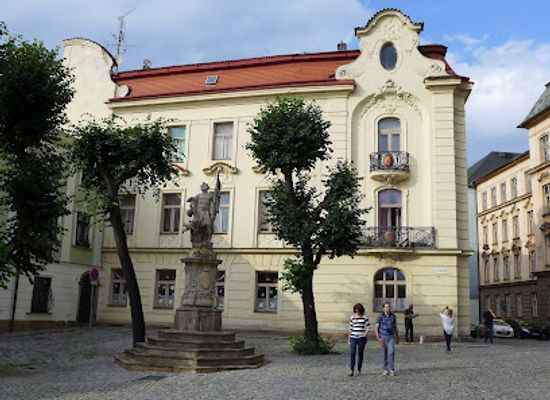 czechia/olomouc/attraction/socha-svateho-floriana