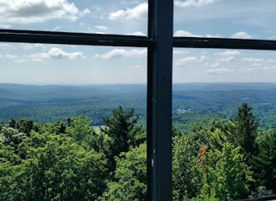vermont/molly-stark-state-park/attraction/mount-olga-fire-lookout-tower