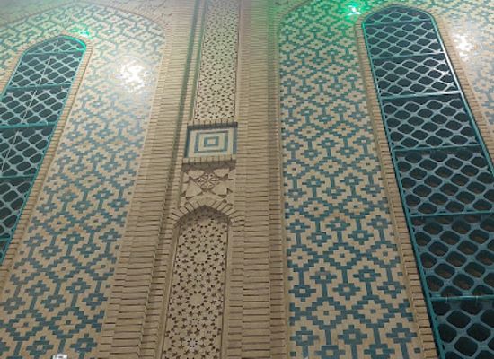 iraq/najaf/attraction/qabr-al-hajjah-um-ayad-al-haj-yunus