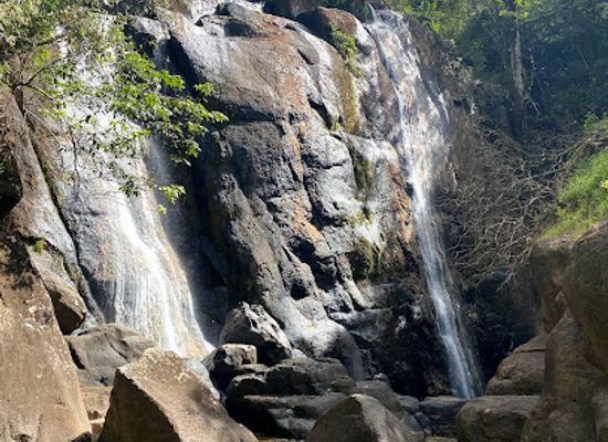 panama/veraguas/attraction/el-salto-waterfall