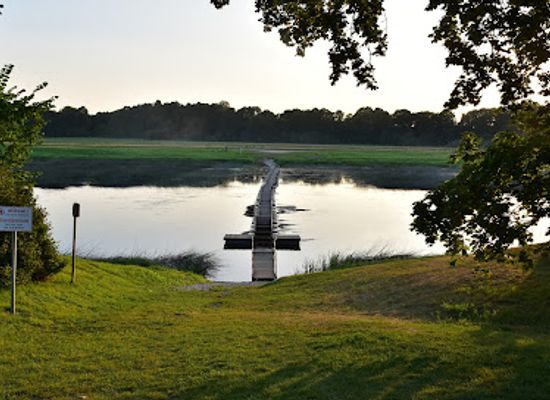latvia/semigallia/attraction/mezotne-palace