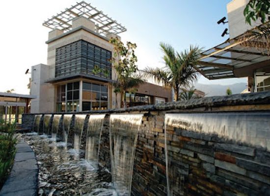 california/san-gabriel-valley/attraction/the-shops-at-santa-anita