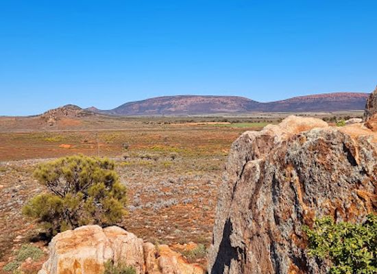australia/flinders-ranges/attraction/castle-rock-lookout