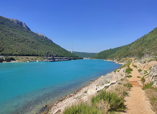 croatia/istria/attraction/plomin-luka-promenade