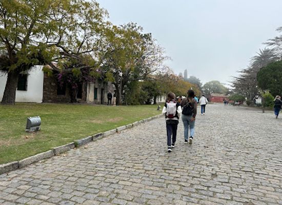 uruguay/colonia/attraction/solis-street